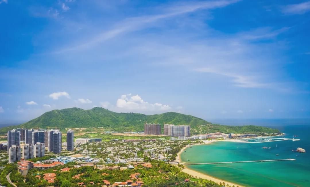 海南面临发展与保护的双重挑战，挑战与观点阐述